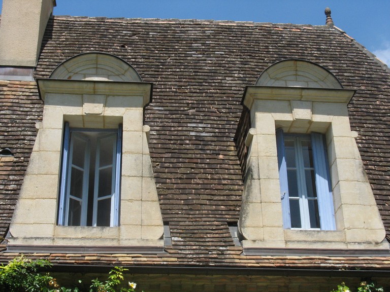 Detail des fenêtres de style perigourdin